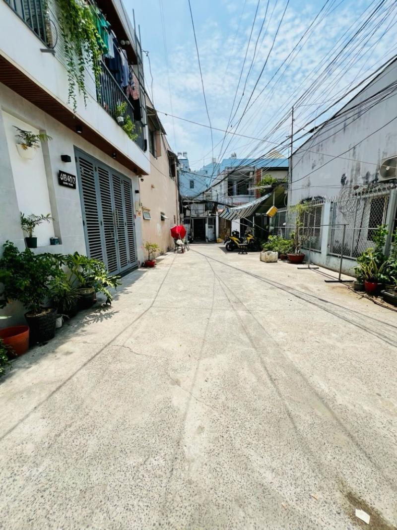 Nhà đẹp đường số 2 Thống Nhất Gò Vấp tiện nghi, hẻm ô tô, giá tốt chỉ 6.3 tỷ